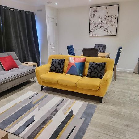 Garland Apartment, Greenhithe 3 Дартфорд Экстерьер фото