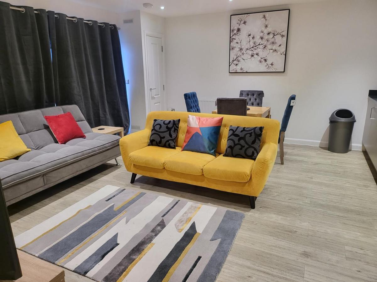 Garland Apartment, Greenhithe 3 Дартфорд Экстерьер фото